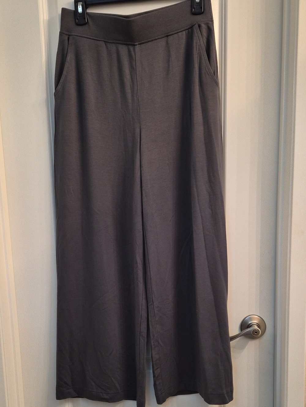 Lou & Grey Charcoal Wide-Leg Pull-On Pants